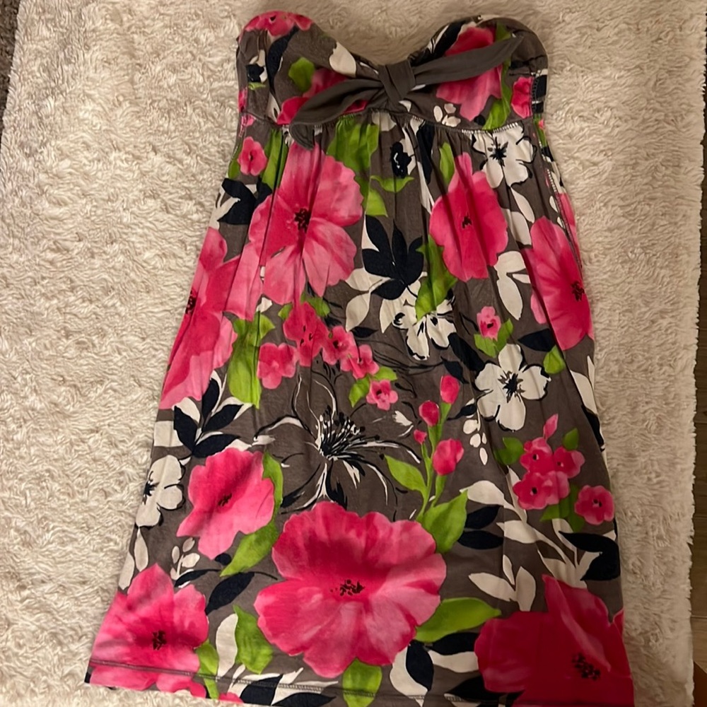 Hollister mini strapless floral pink dress. Size small. $5